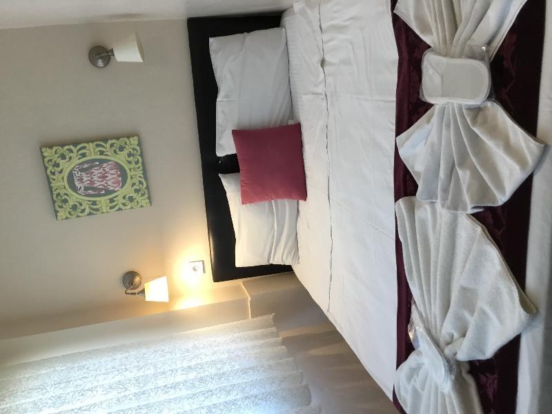 Berce Hotel Istambul Exterior foto