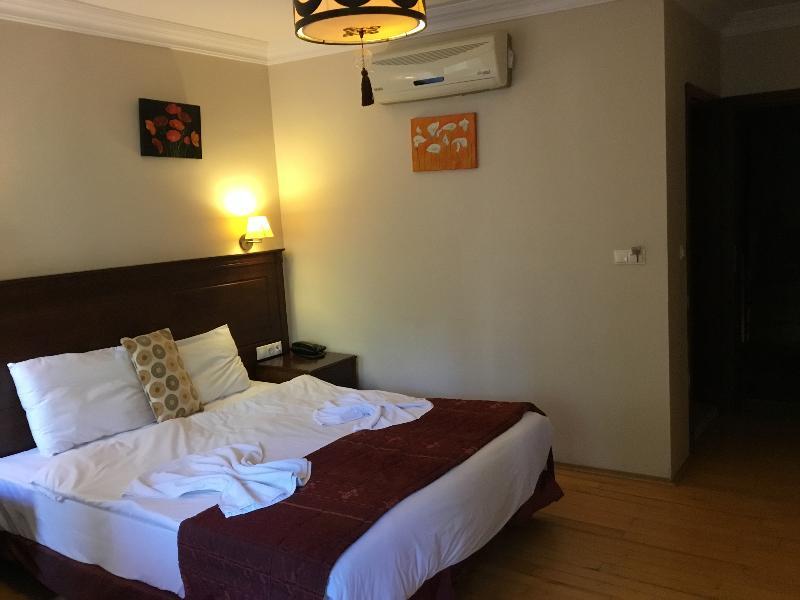 Berce Hotel Istambul Exterior foto