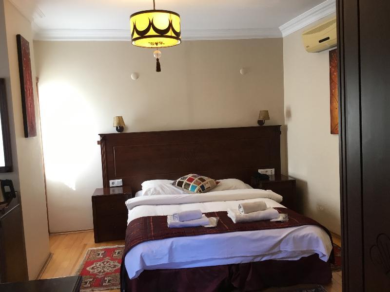 Berce Hotel Istambul Exterior foto